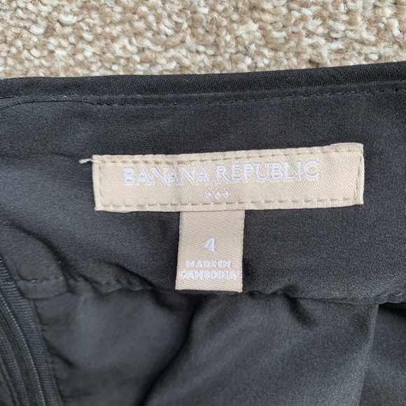 Banana Republic pencil skirt - Picture 3 of 3